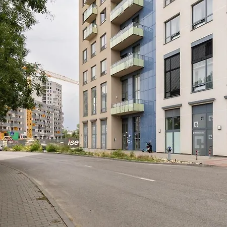 Citypark Skyline With Balcony & Free Parking Bratysława