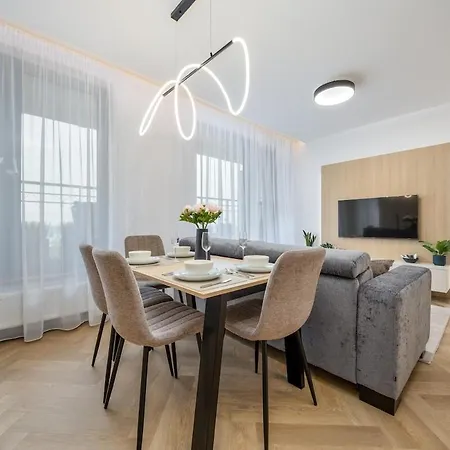 Apartament Citypark Skyline With Balcony & Free Parking